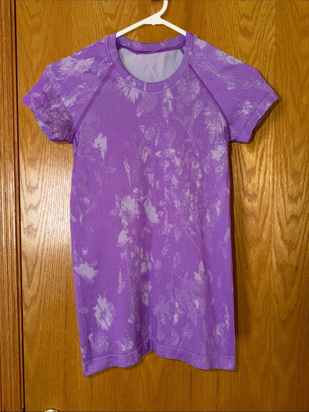 Lululemon T-shirt